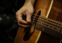 Lớp Guitar Bình Chánh