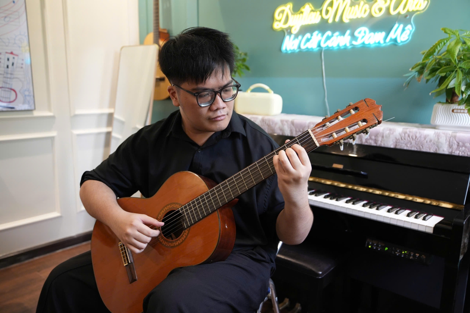 Khóa học Guitar Đệm Hát
