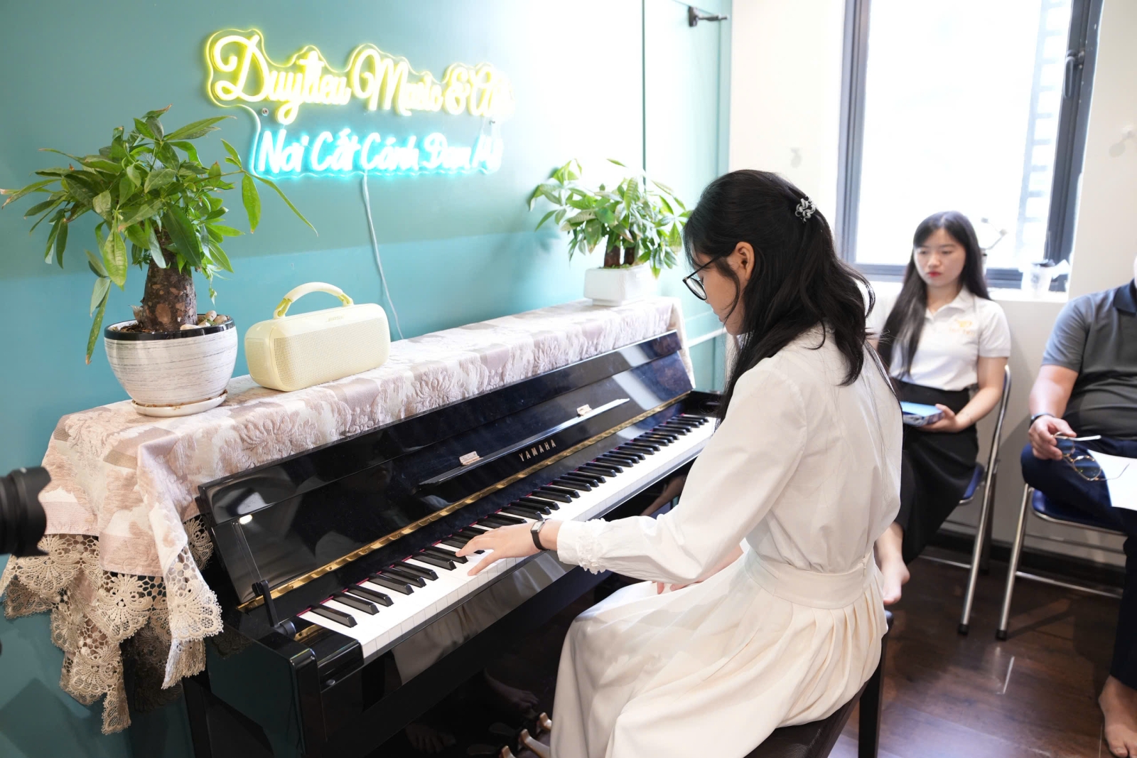 Lớp Piano Đệm Hát