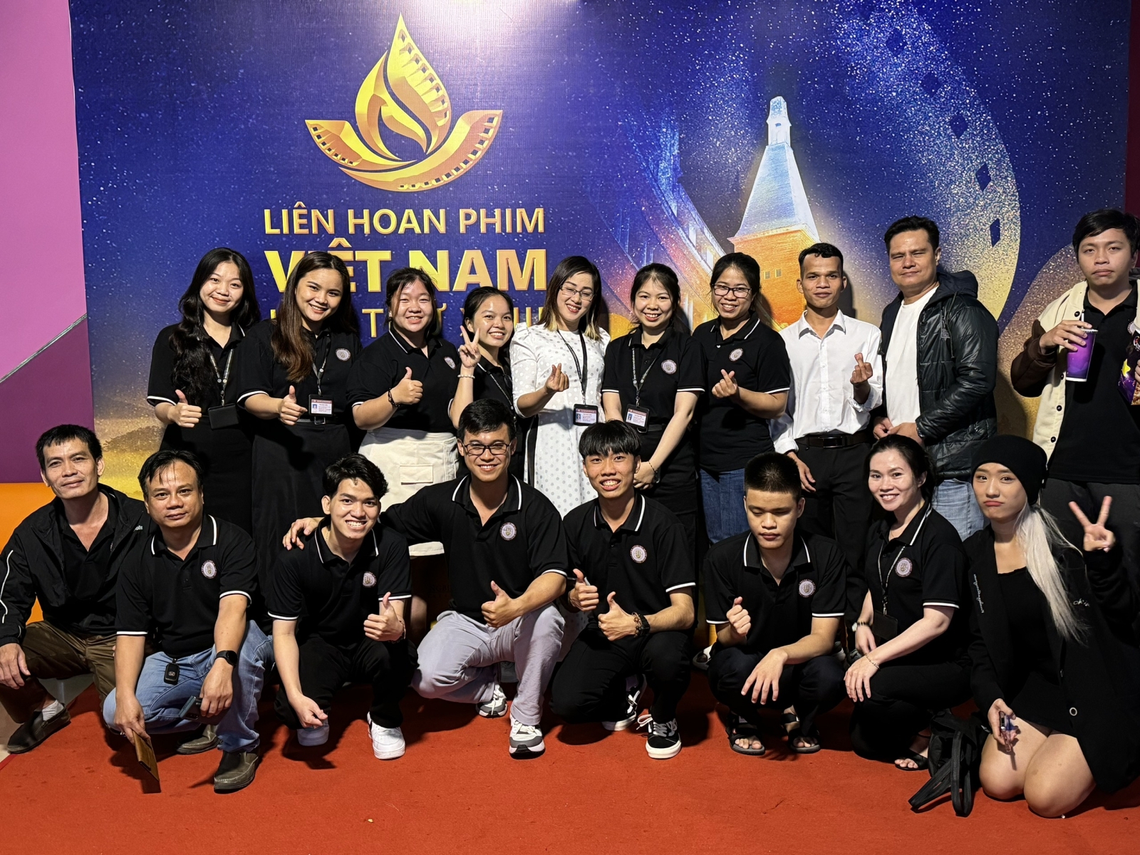 Tham dự liên hoan phim tại nhà hát Opera House