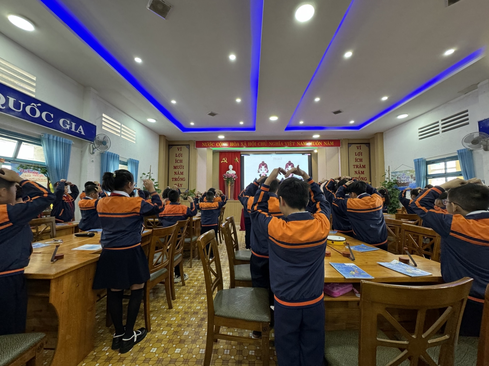Buổi dự giờ lớp Sư Phạm Âm Nhạc
