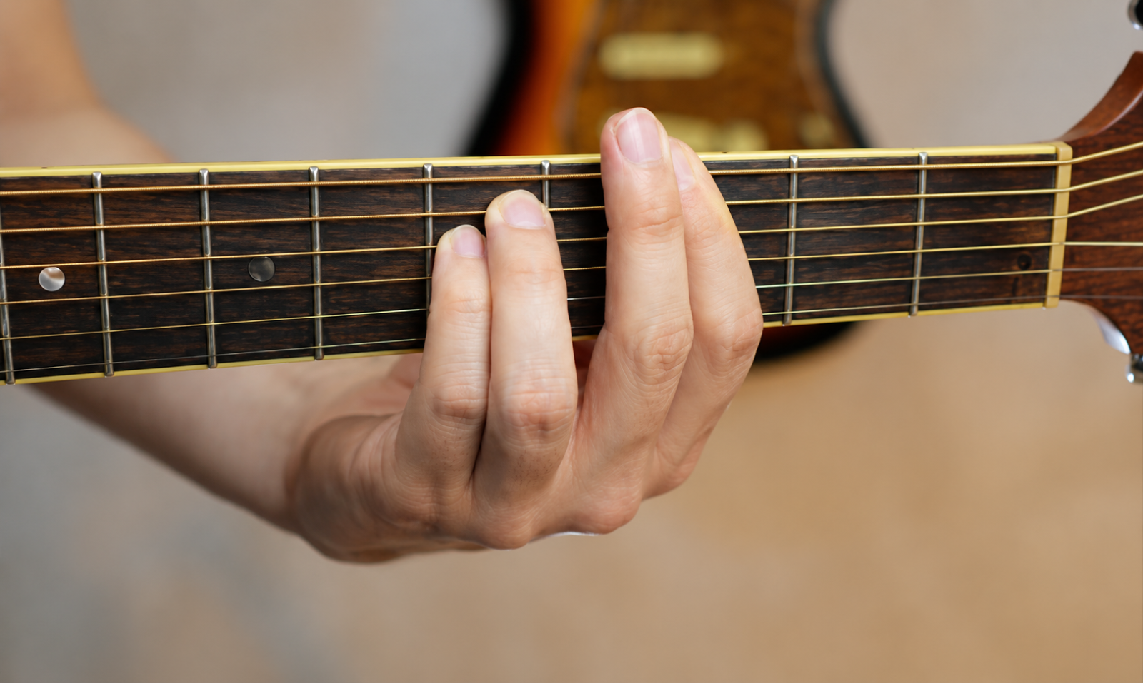 Cách bấm hợp âm Gm guitar