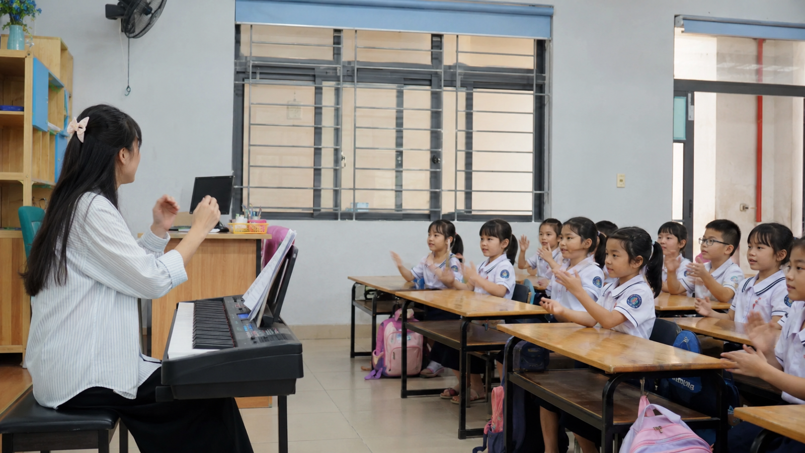 Thực tập giúp sinh viên làm quen với môi trường giảng dạy thực tế.