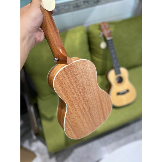 U-Ukelele Fender (390-650)