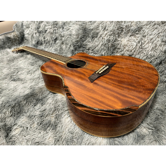 Acoustic Khuyết, Full Hồng Đào - Vát Góc 2